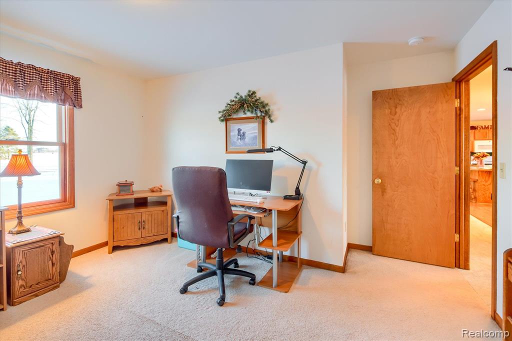 6941 Lake Pleasant Road, North Branch, MI 48461 — Photo 22