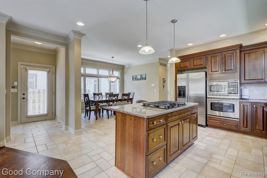 721 S Kenwood Avenue, Royal Oak, MI 48067 — Photo 14