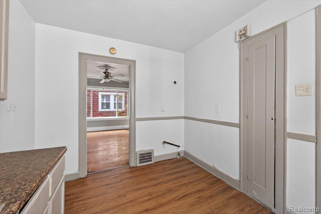 14052 Northlawn Street, Detroit, MI 48238 — Photo 35
