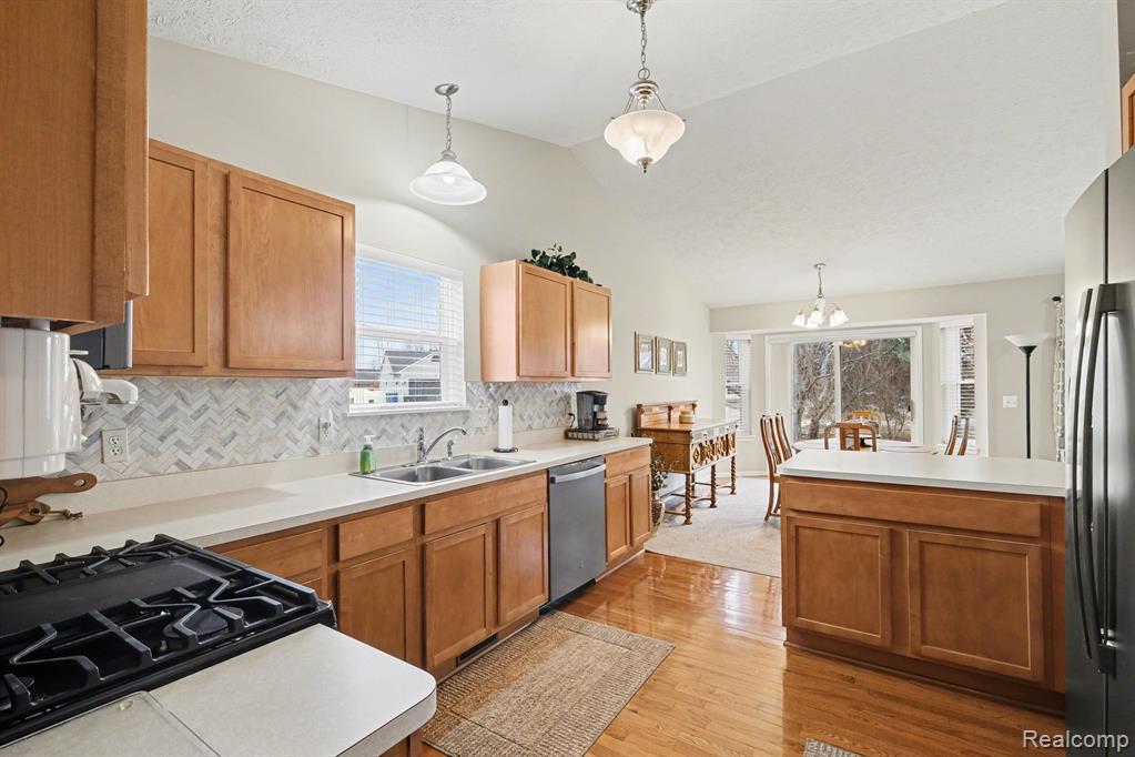 395 Haystack Drive, Linden, MI 48451 — Photo 10