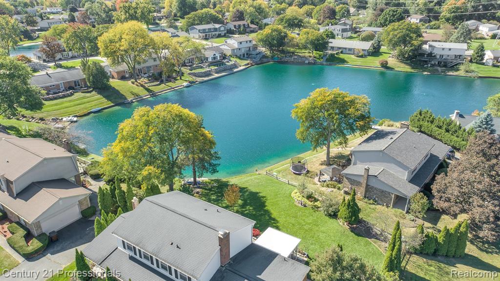 52536 BELLE VERNON, Shelby Twp, MI 48316 — Photo 4