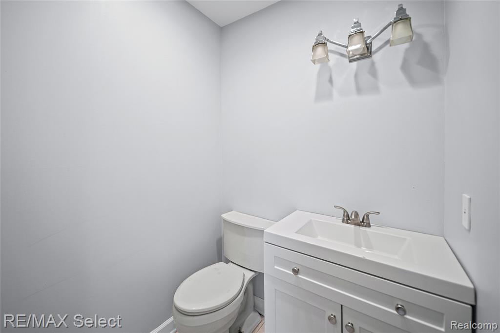4020 Park Forest Drive Drive, Flint, MI 48507 — Photo 15