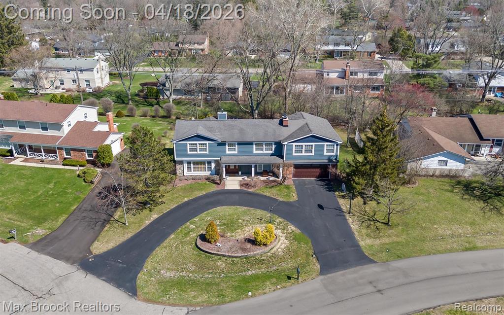 7359 Coach Lane, West Bloomfield, MI — Photo 2