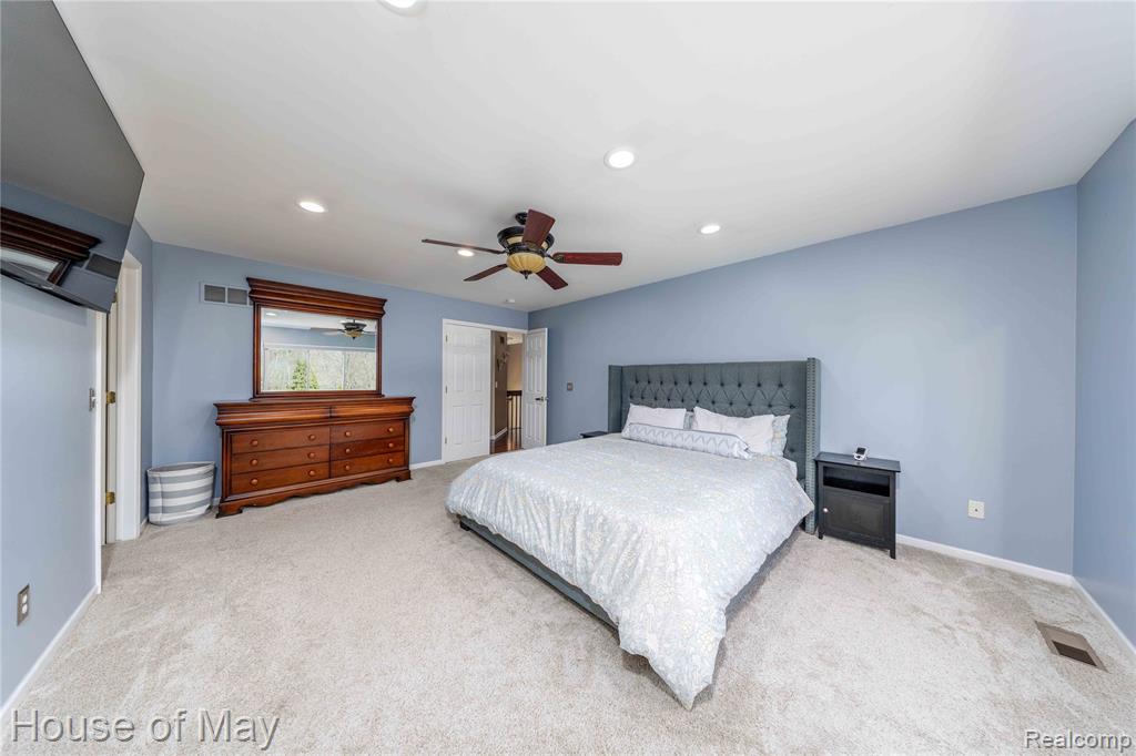 3044 Pheasant Run East Drive, Wixom, MI 48393 — Photo 15