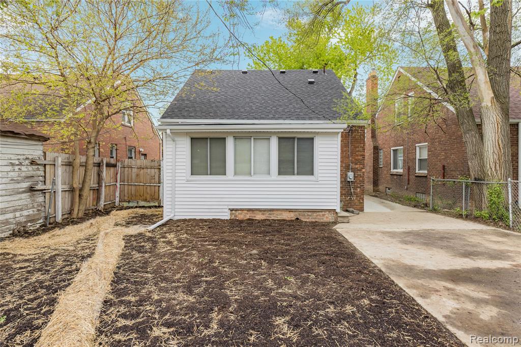 16871 Asbury Park, Detroit, MI 48235 — Photo 7