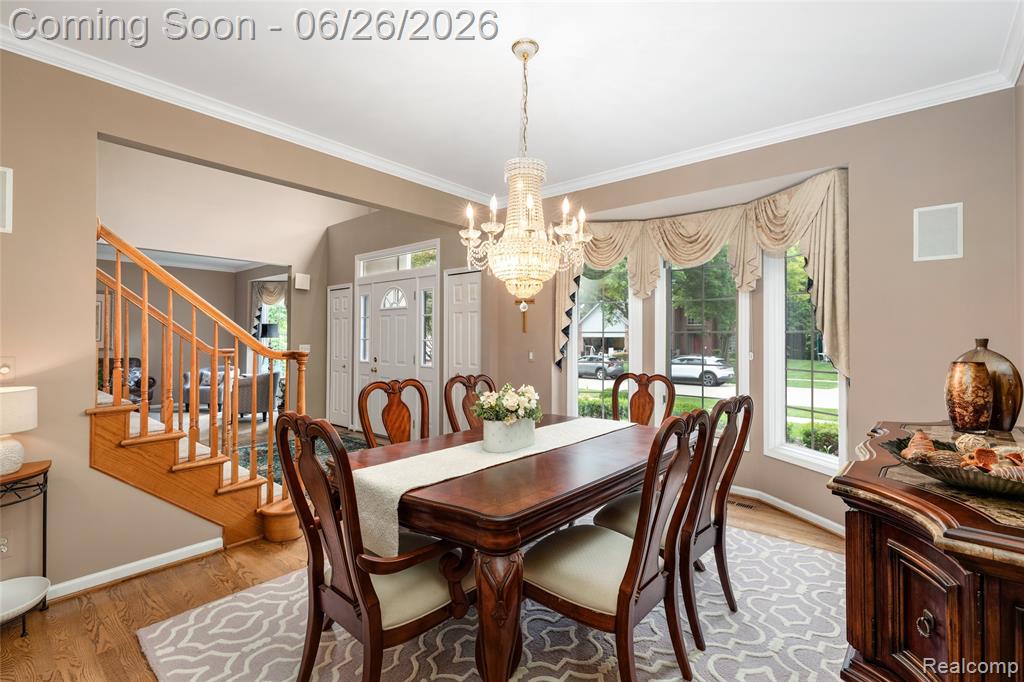 2176 Oakwood Drive, Troy, MI 48085 — Photo 9