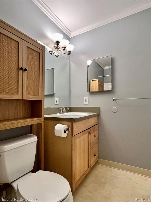 33911 Pondview Circle, Livonia, MI 48152 — Photo 20