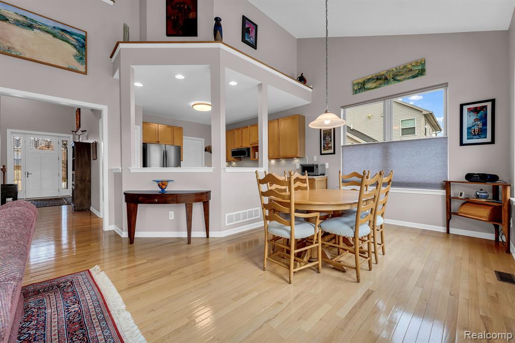 620 FAIRWAYS Lane, Chelsea, MI 48118 — Photo 13