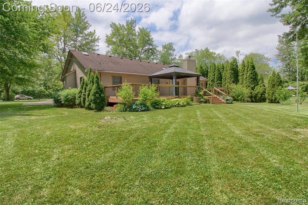 24487 Dugan Drive, New Boston, MI 48164 — Photo 32