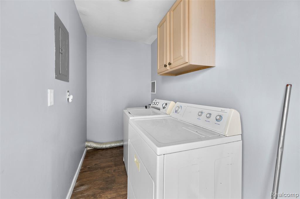 6719 Westwood Street, Detroit, MI 48228 — Photo 7