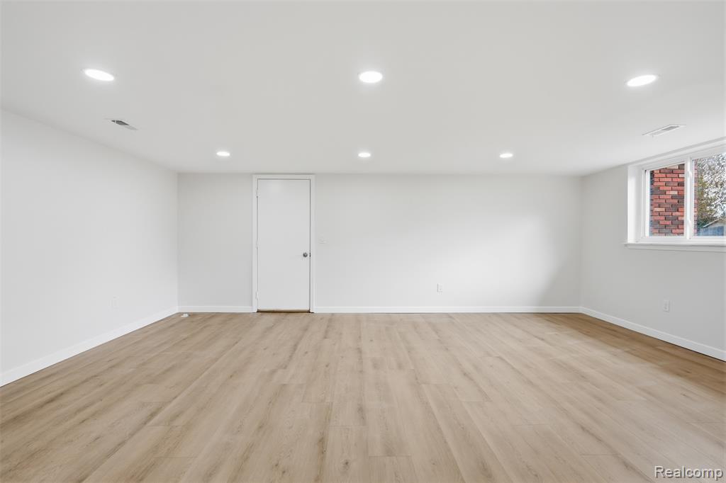 70415 Canterbury Drive, Richmond, MI 48062 — Photo 20