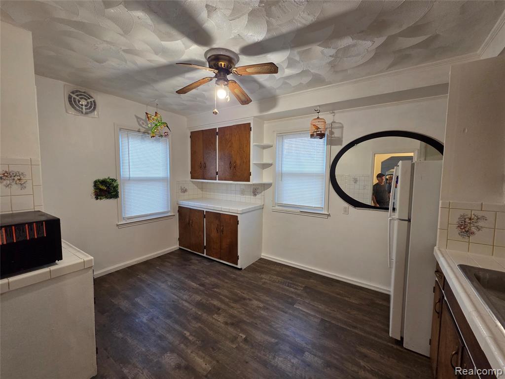 20409 Yonka Street, Detroit, MI 48234 — Photo 18