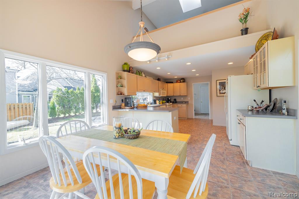 8555 Island Boulevard, Grosse Ile, MI 48138 — Photo 12