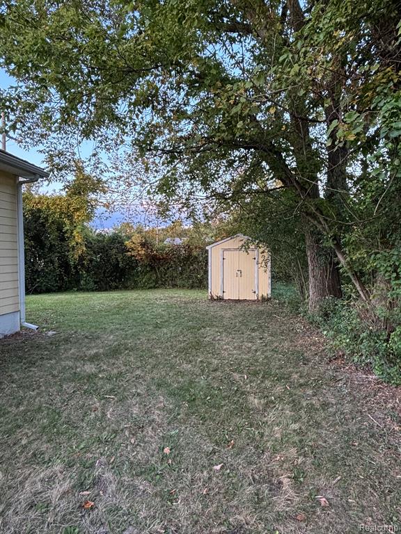 1586 WIARD Boulevard, Ypsilanti, MI 48198 — Photo 3