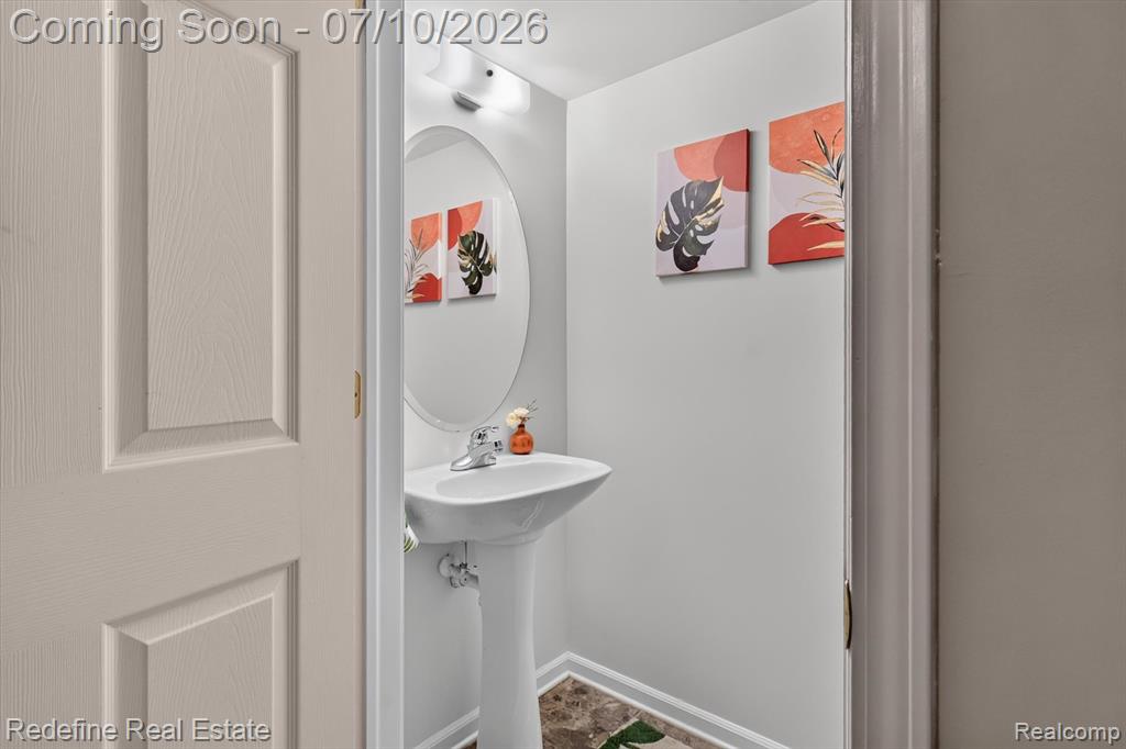 420 Boardwalk Drive, Walled Lake, MI 48390 — Photo 20