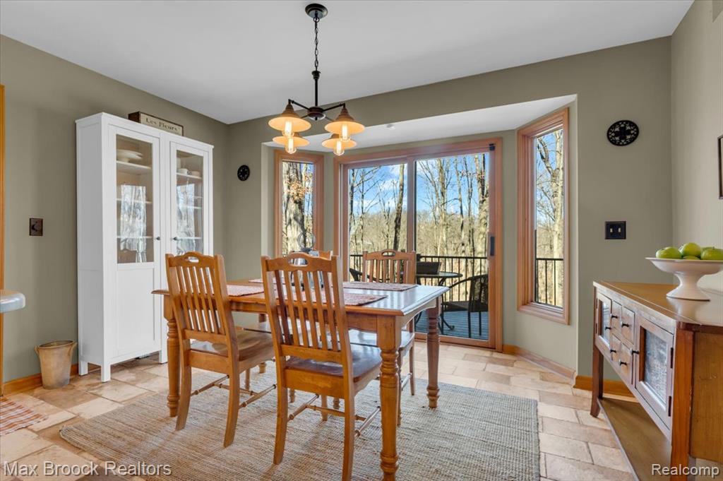 5970 Lynne Hollow Drive, Commerce Twp, MI 48382 — Photo 16