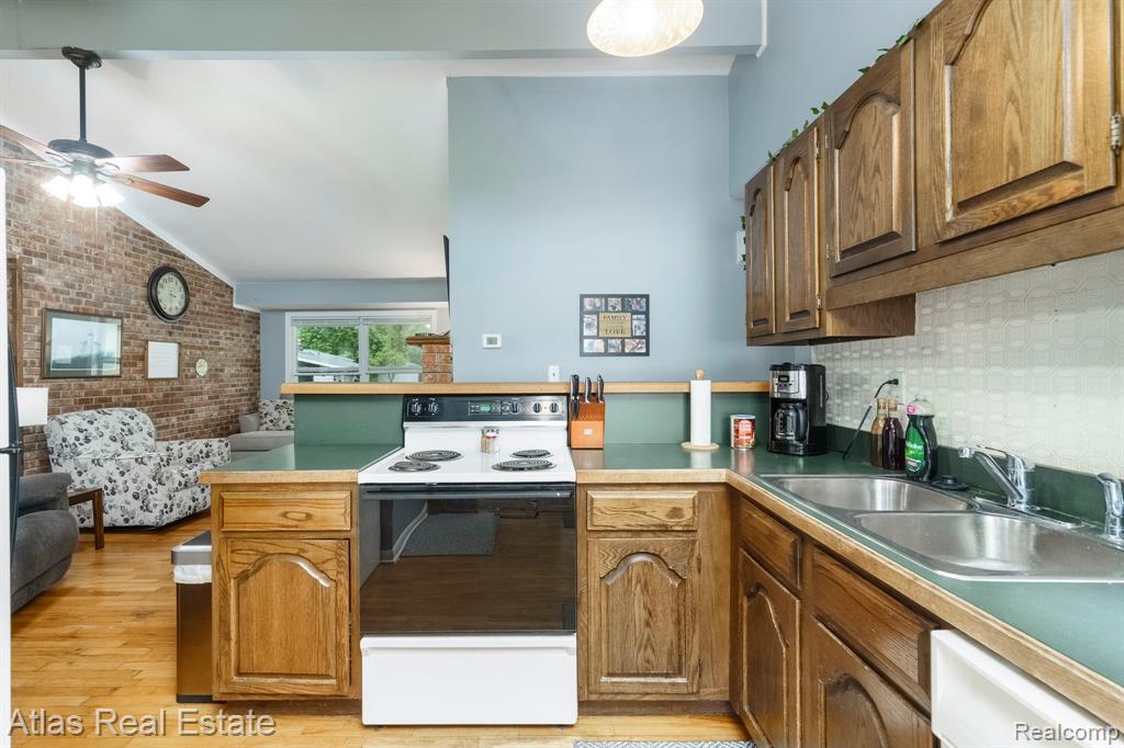 408 Balsam Drive, Davison, MI 48423 — Photo 19