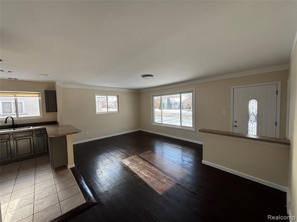 7720 Amboy Street, Dearborn Heights, MI 48127 — Photo 18