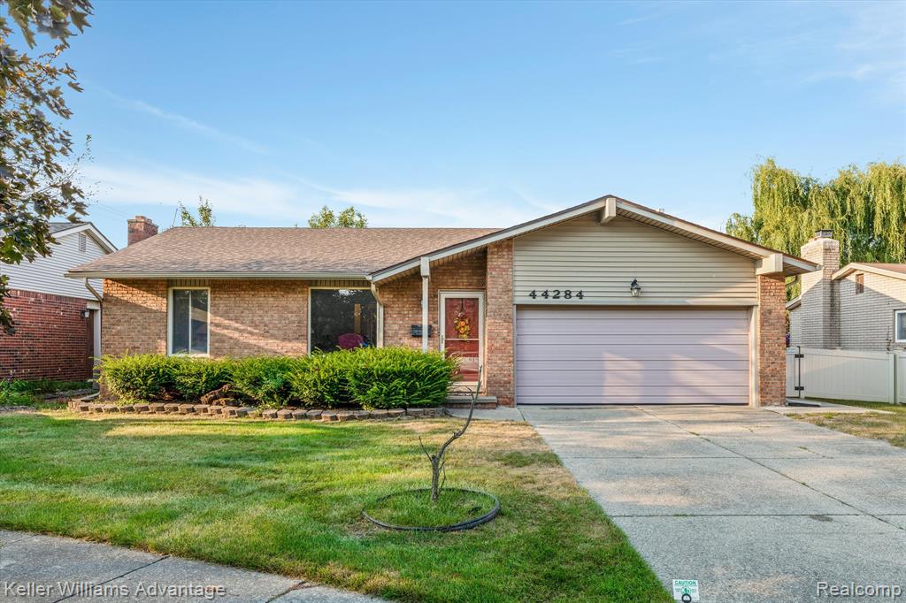 44284 SUFFOLK, Canton, MI 48187 — Photo 2