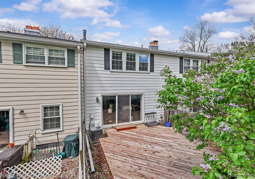 42930 Richards Court, Northville, MI 48167 — Photo 27