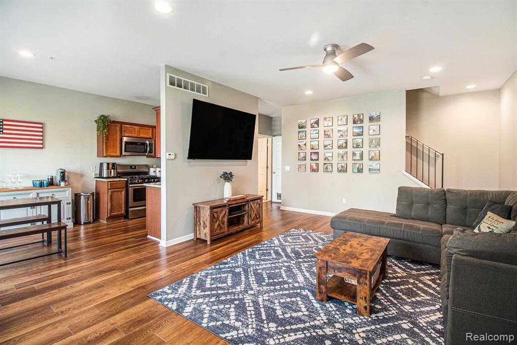 1302 Riversedge Drive, Saline, MI 48176 — Photo 4