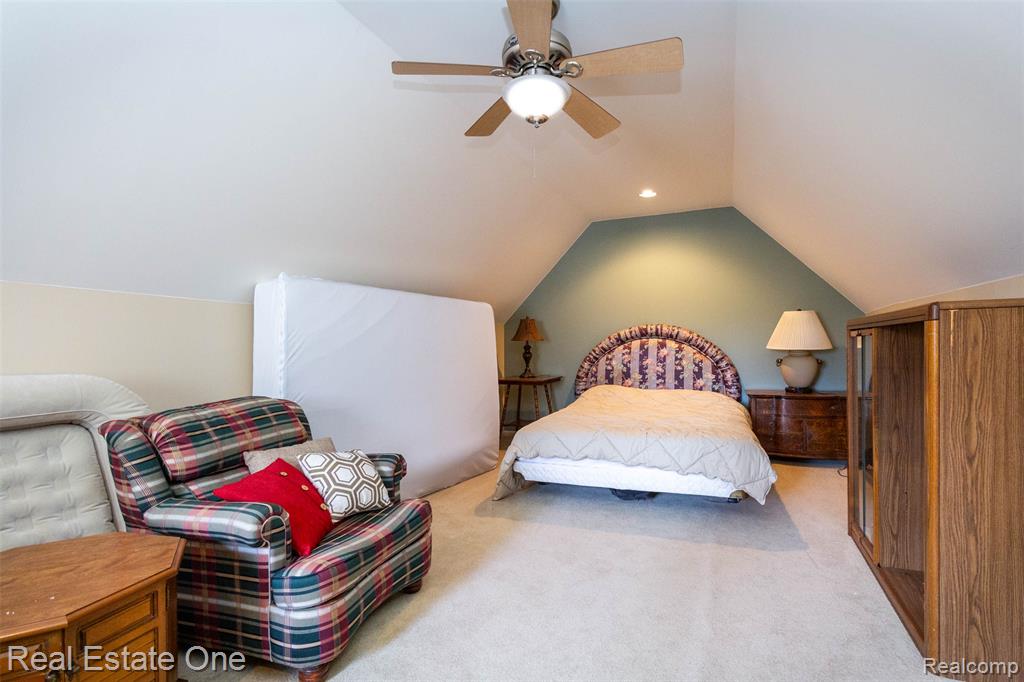 10215 Mill Pointe Drive, Goodrich Vlg, MI — Photo 42