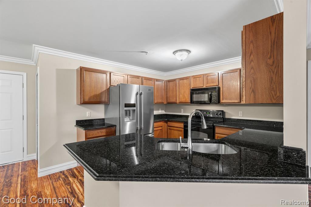 45515 Hidden View Court, Utica, MI 48315 — Photo 5