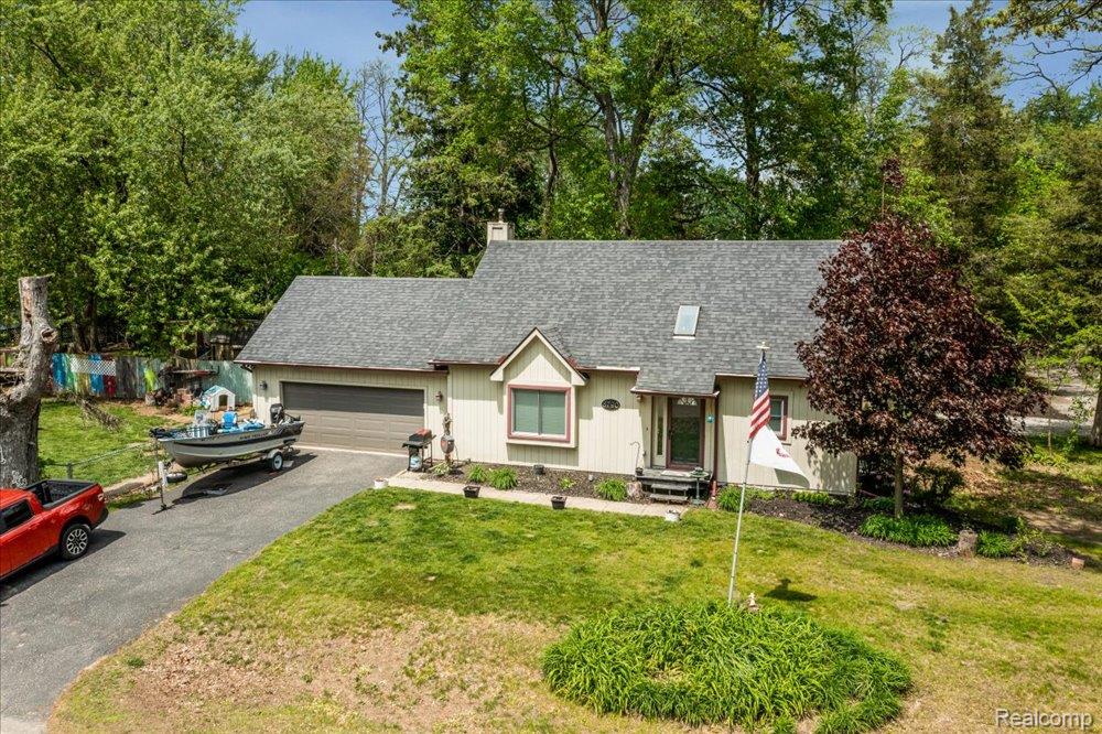 8790 Oakside Avenue, Commerce Twp, MI 48382 — Photo 32