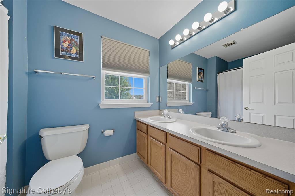 6833 Sadie Lane, Belleville, MI 48111 — Photo 15