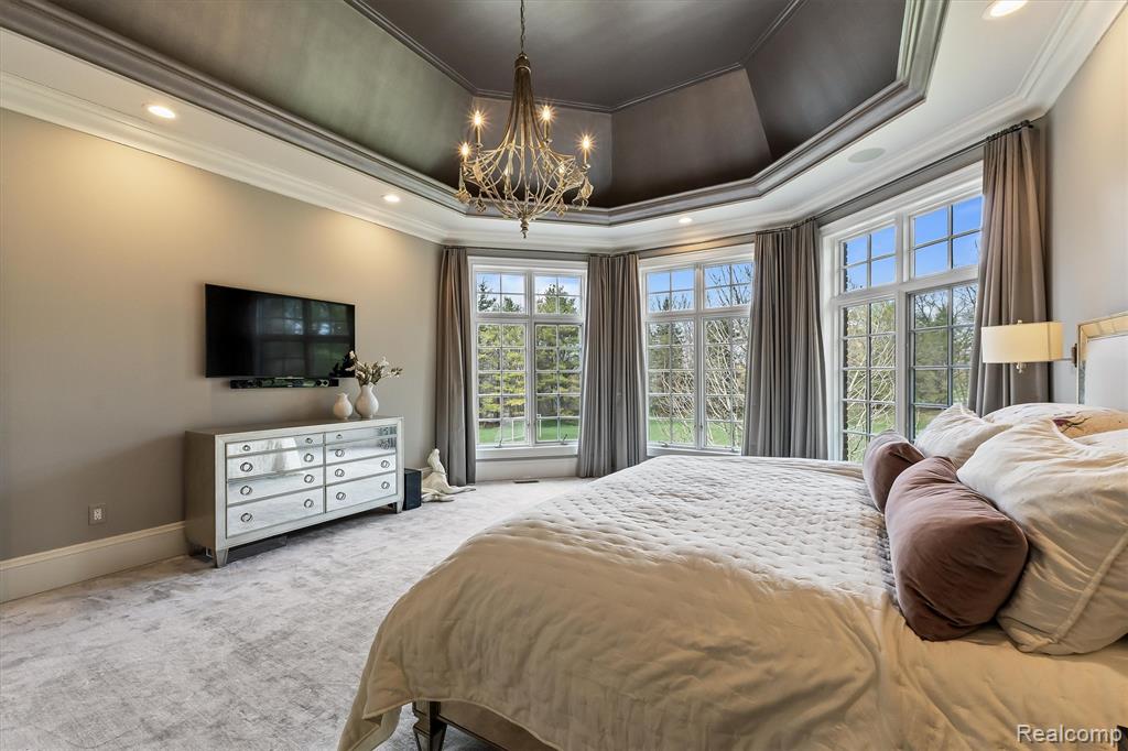 2370 Pond Vallee Drive, Oakland, MI — Photo 36