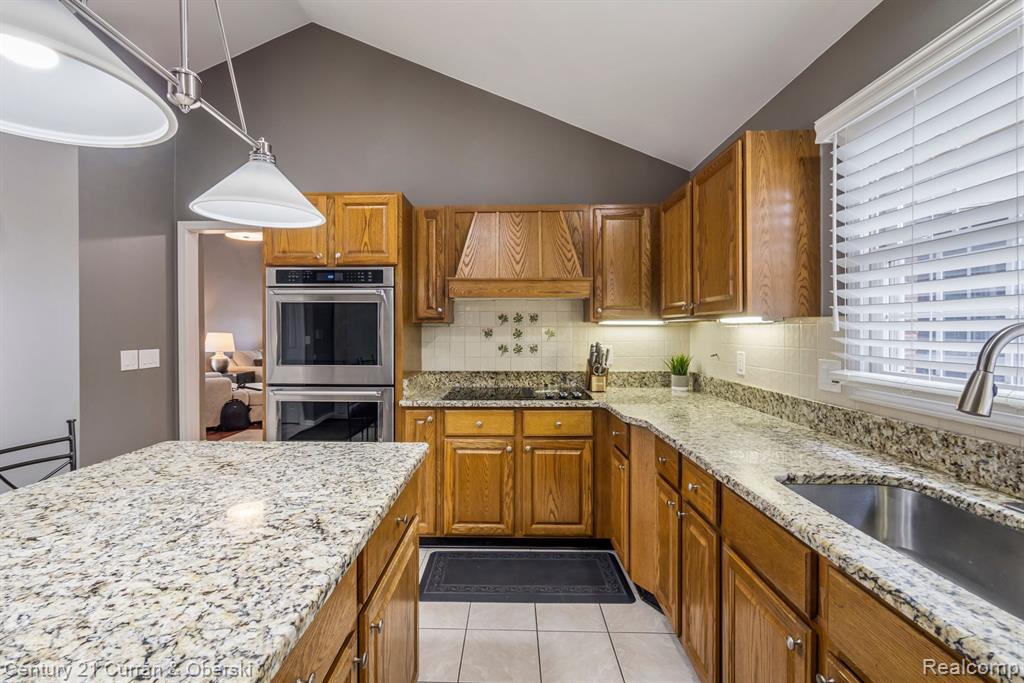 16708 OAKMONT, Northville, MI 48168 — Photo 24