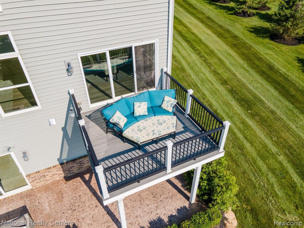 9869 Dartmouth Road, Clarkston, MI 48348 — Photo 51