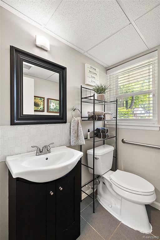 6804 Spruce Drive, Bloomfield Hills, MI 48301 — Photo 22