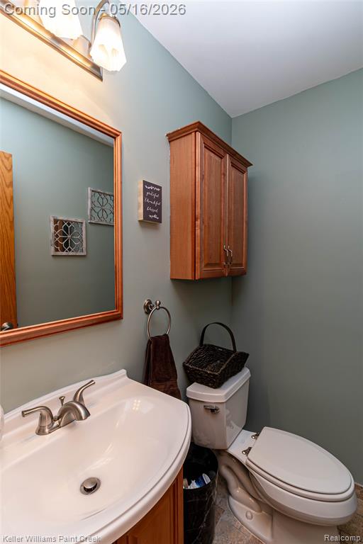 47038 Sarnus Drive, Macomb, MI 48044 — Photo 27