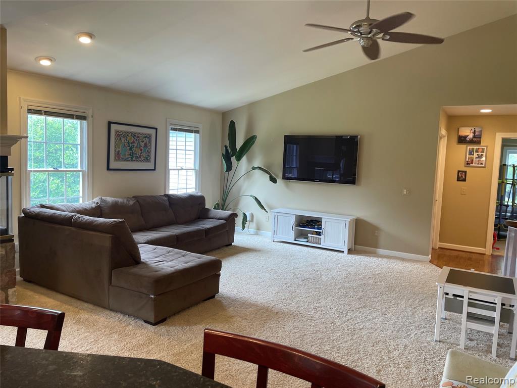 820 Lockwood Road, Ortonville, MI 48462 — Photo 10