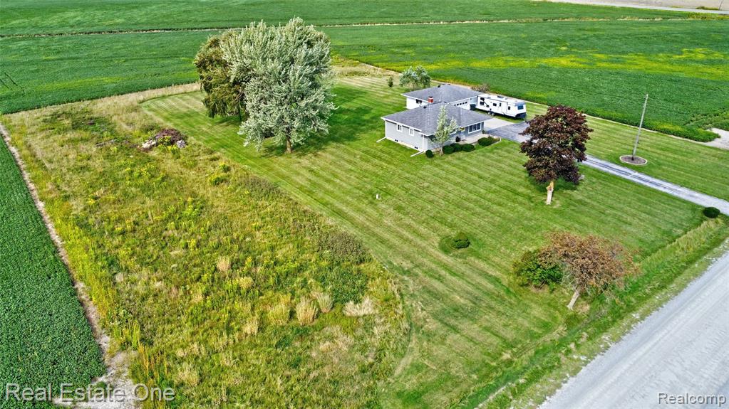 9772 Crawford Road, Columbus, MI — Photo 28