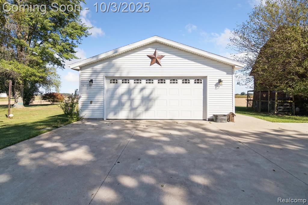 1052 S Otter Creek Road, Monroe, MI 48161 — Photo 61