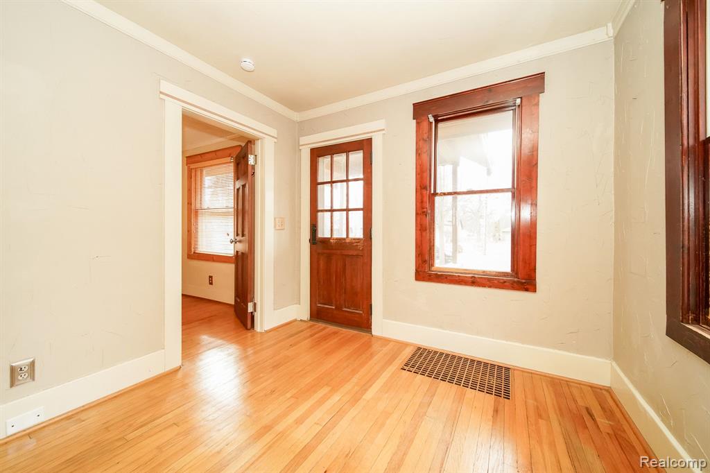 873 HENDRICKSON Boulevard, Clawson, MI — Photo 14