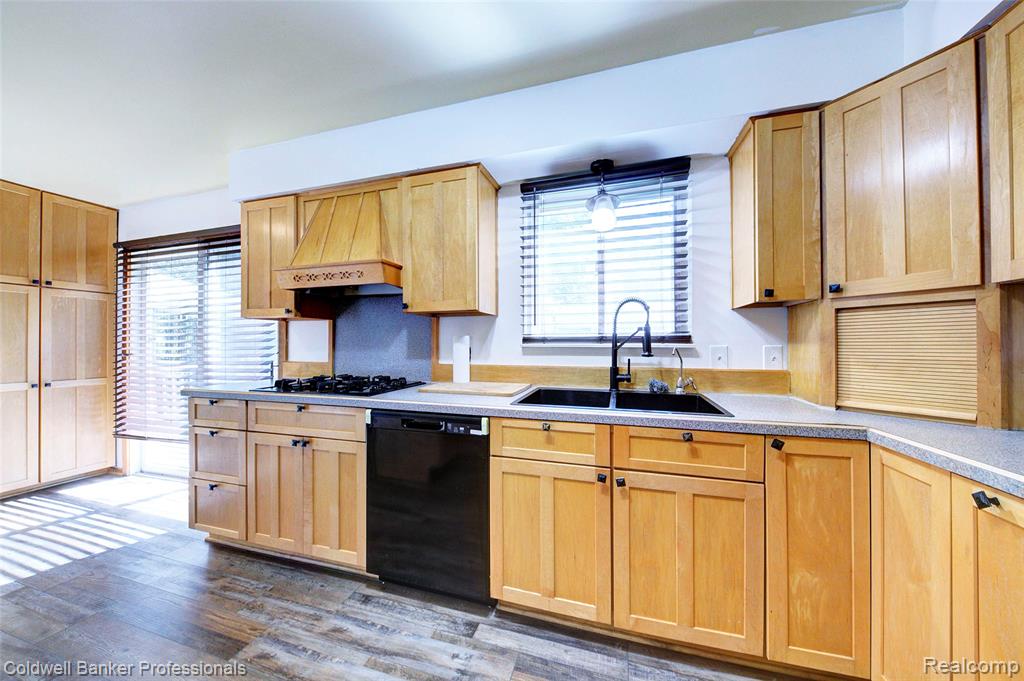 2782 Gravel Creek Road, North Branch, MI 48461 — Photo 18