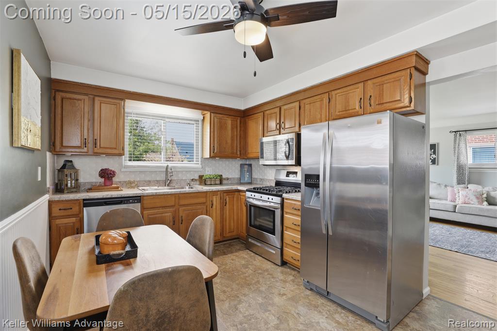 6018 Arcola Street, Garden City, MI — Photo 7