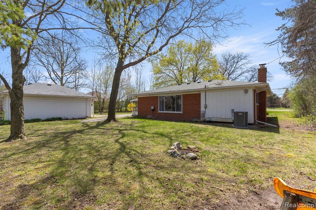 46910 CHERRY HILL Road, Canton, MI 48187 — Photo 38