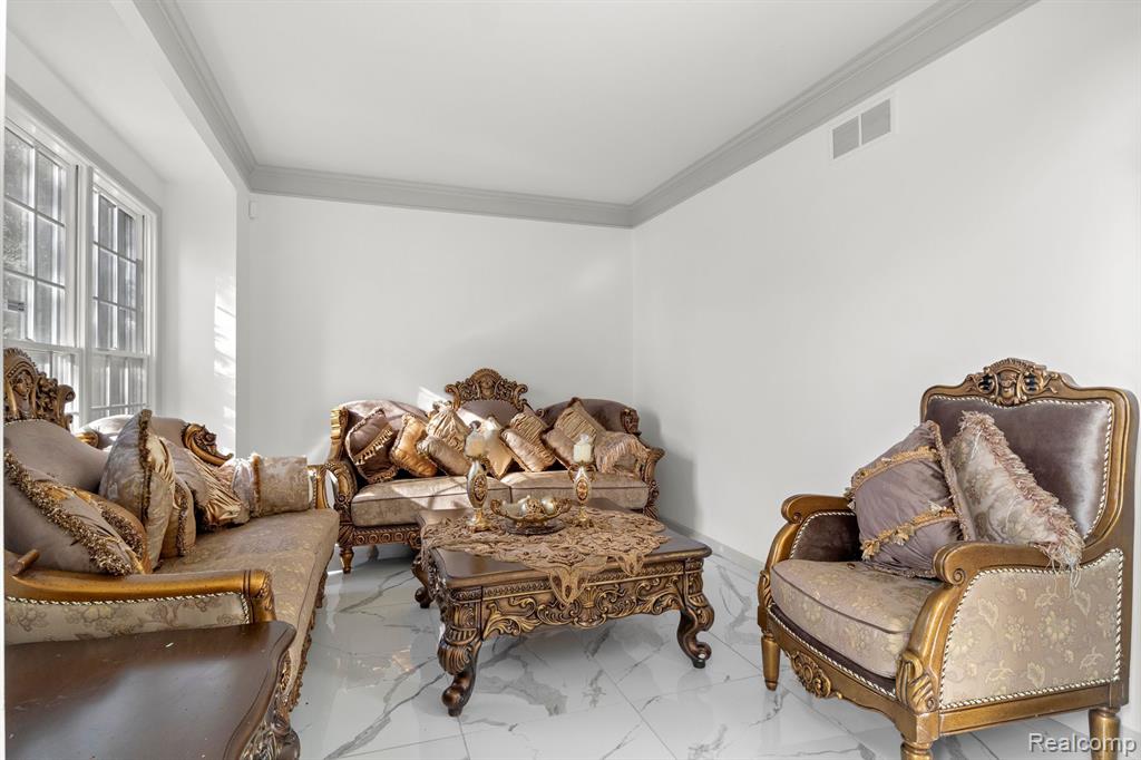1549 MCLAINE Street, Canton, MI 48188 — Photo 8