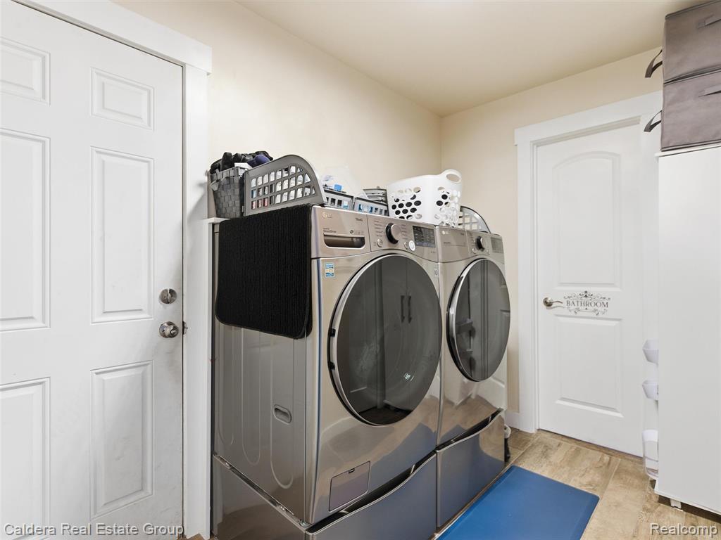 5920 Montgomery Drive, Utica, MI 48316 — Photo 33