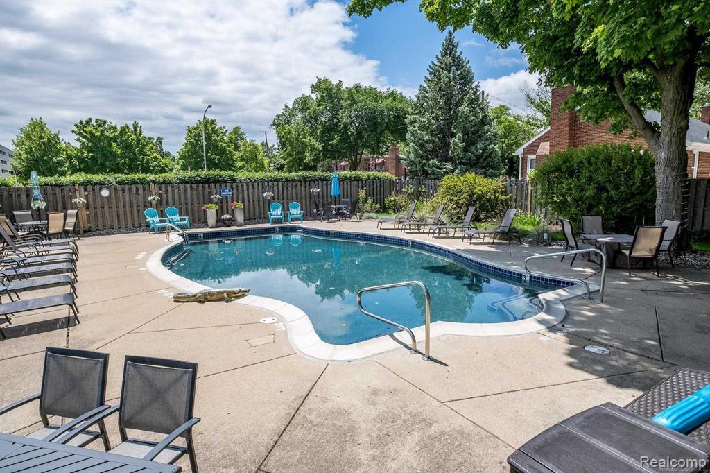 3421 Hillside Drive, 24, Royal Oak, MI 48073 — Photo 13
