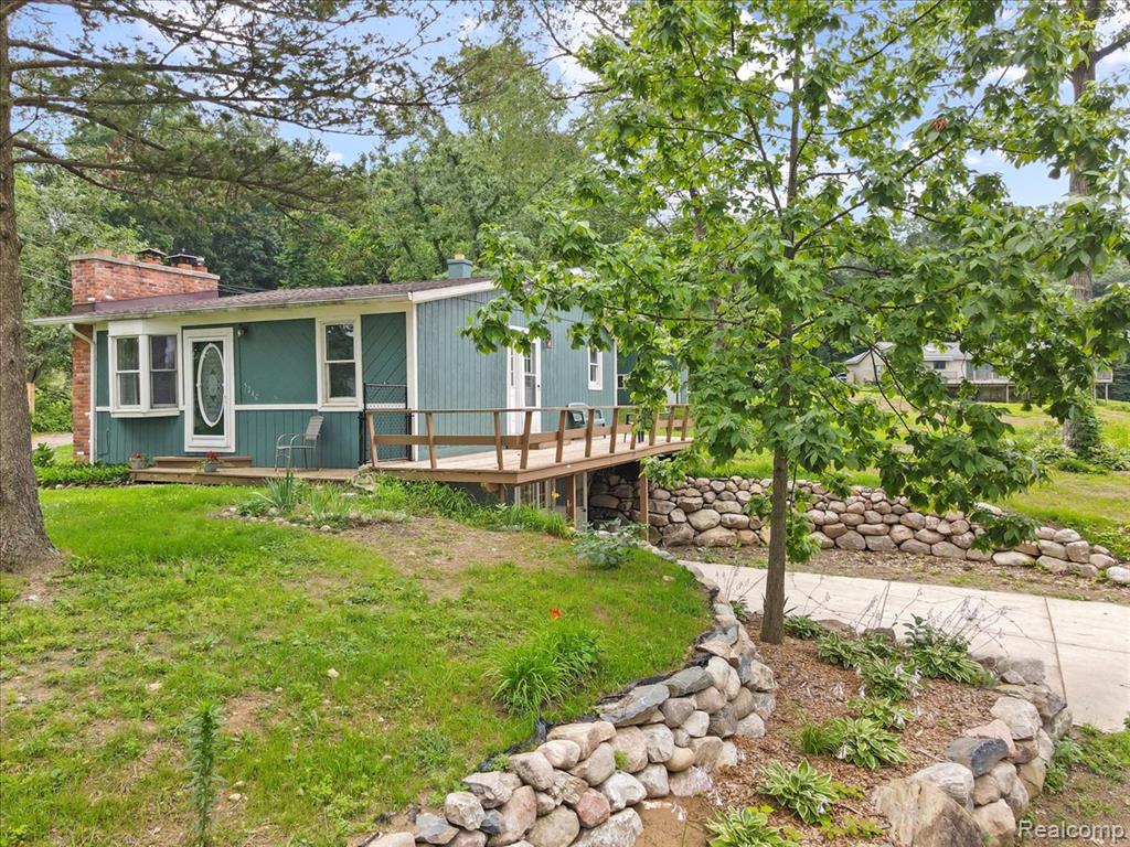 5246 Wayne Road, White Lake, MI 48383 — Photo 54