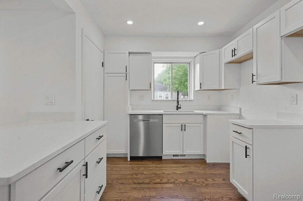 620 2ND Avenue, Pontiac, MI 48340 — Photo 16