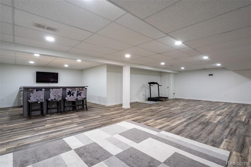 354 Findley Circle, Lake Orion, MI — Photo 63