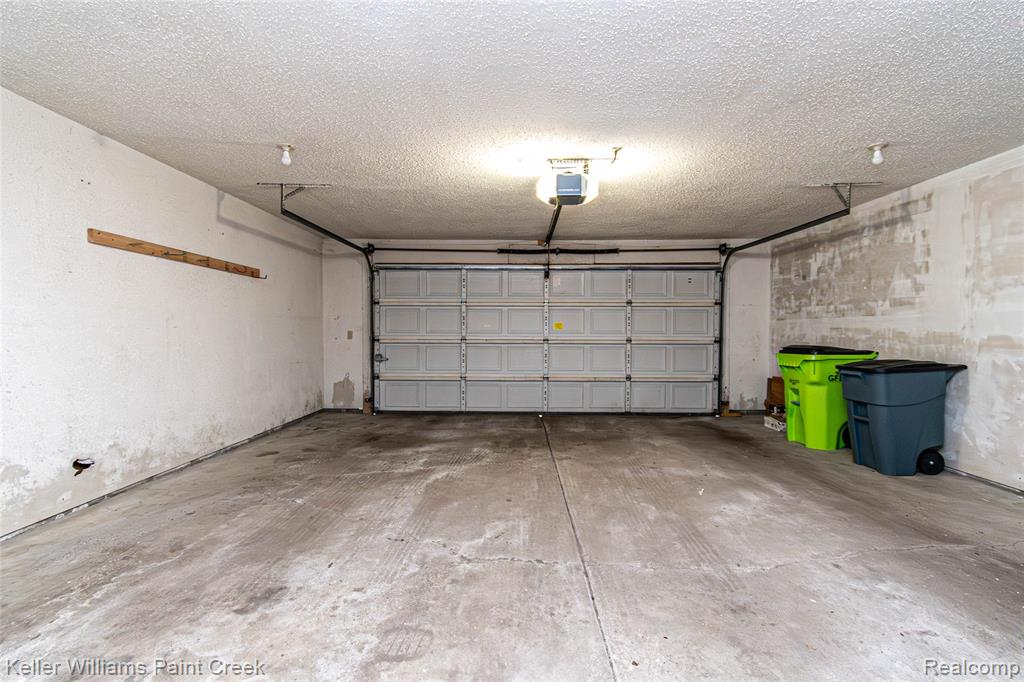 5700 Point Of The Woods Drive, West Bloomfield, MI 48324 — Photo 67