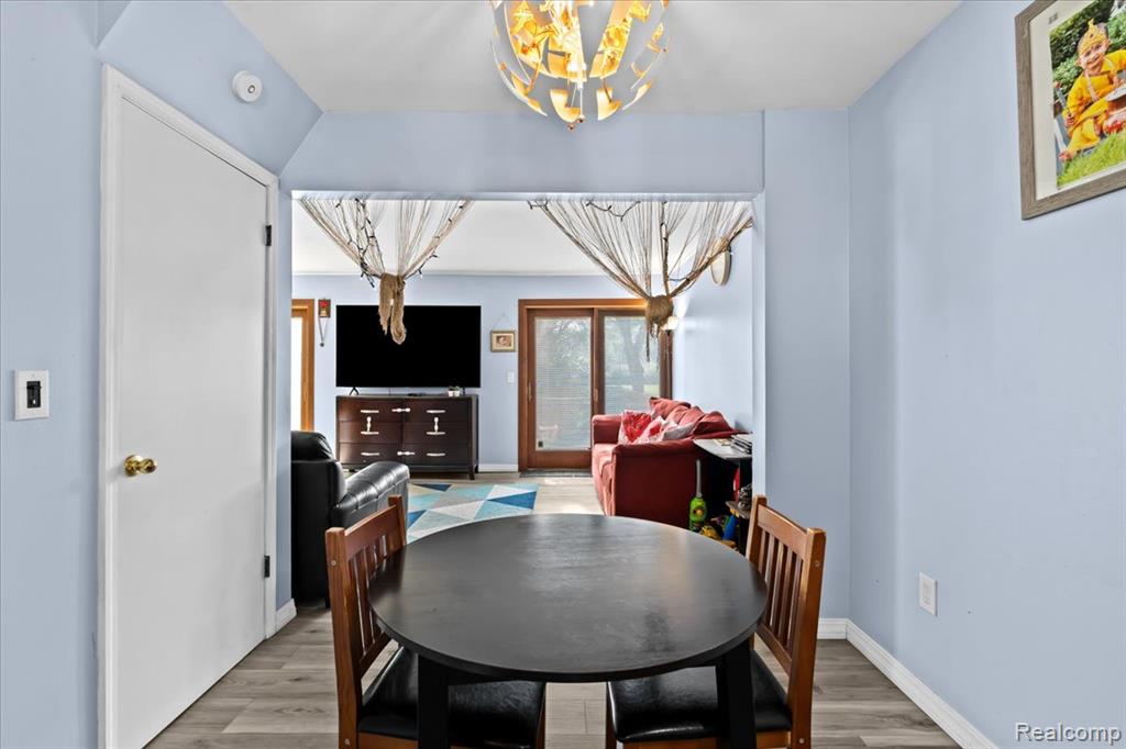 24243 Bashian Drive, Novi, MI — Photo 9