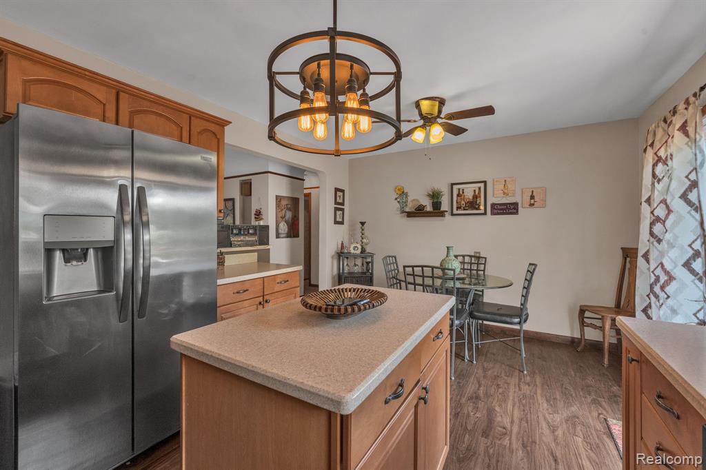 8016 Pardee Road, Taylor, MI 48180 — Photo 18
